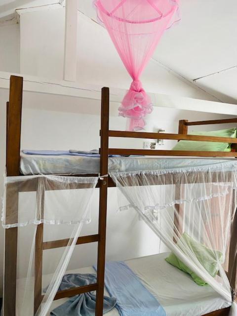 מיריסה Celine'S Home מראה חיצוני תמונה